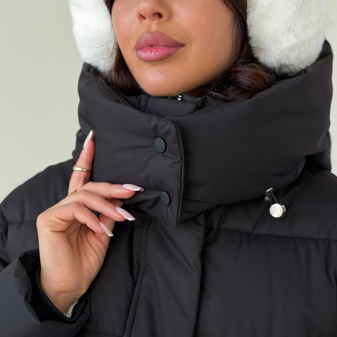 Куртка женская зимняя короткая дутая пуховик зефирка оверсайз черная Куртка женская зимняя короткая дутая пуховик зефирка оверсайз черная