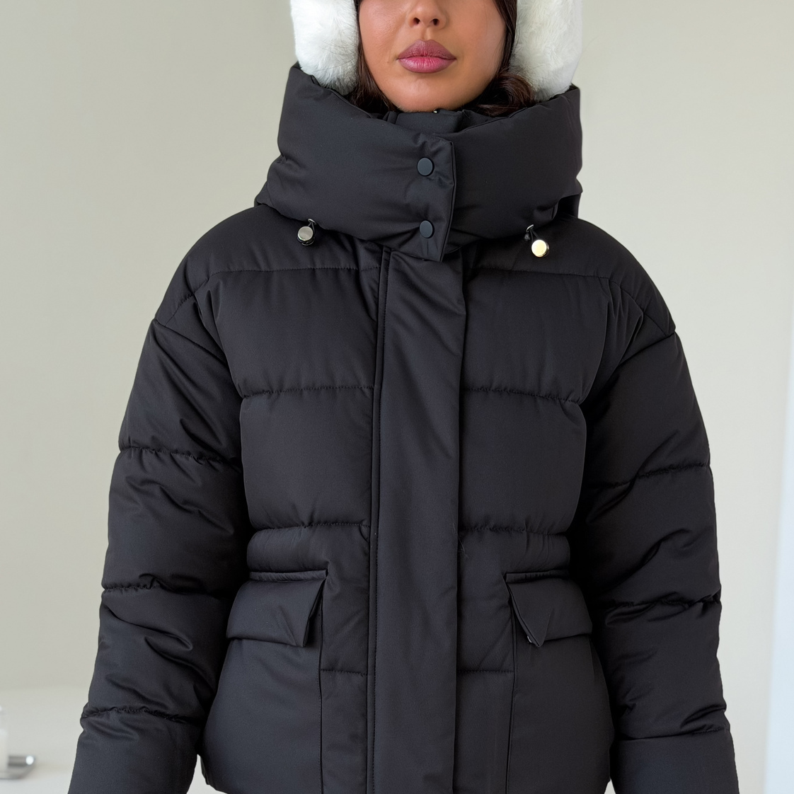 Куртка женская зимняя короткая дутая пуховик зефирка оверсайз черная Куртка женская зимняя короткая дутая пуховик зефирка оверсайз черная