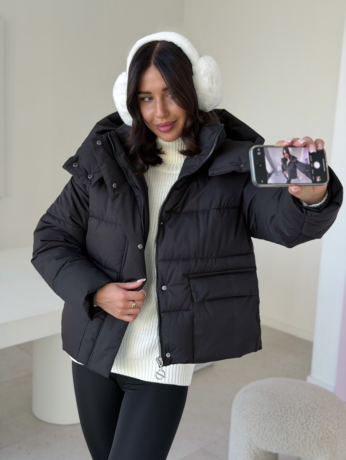 Куртка зимняя короткая дутая пуховик зефирка оверсайз черная