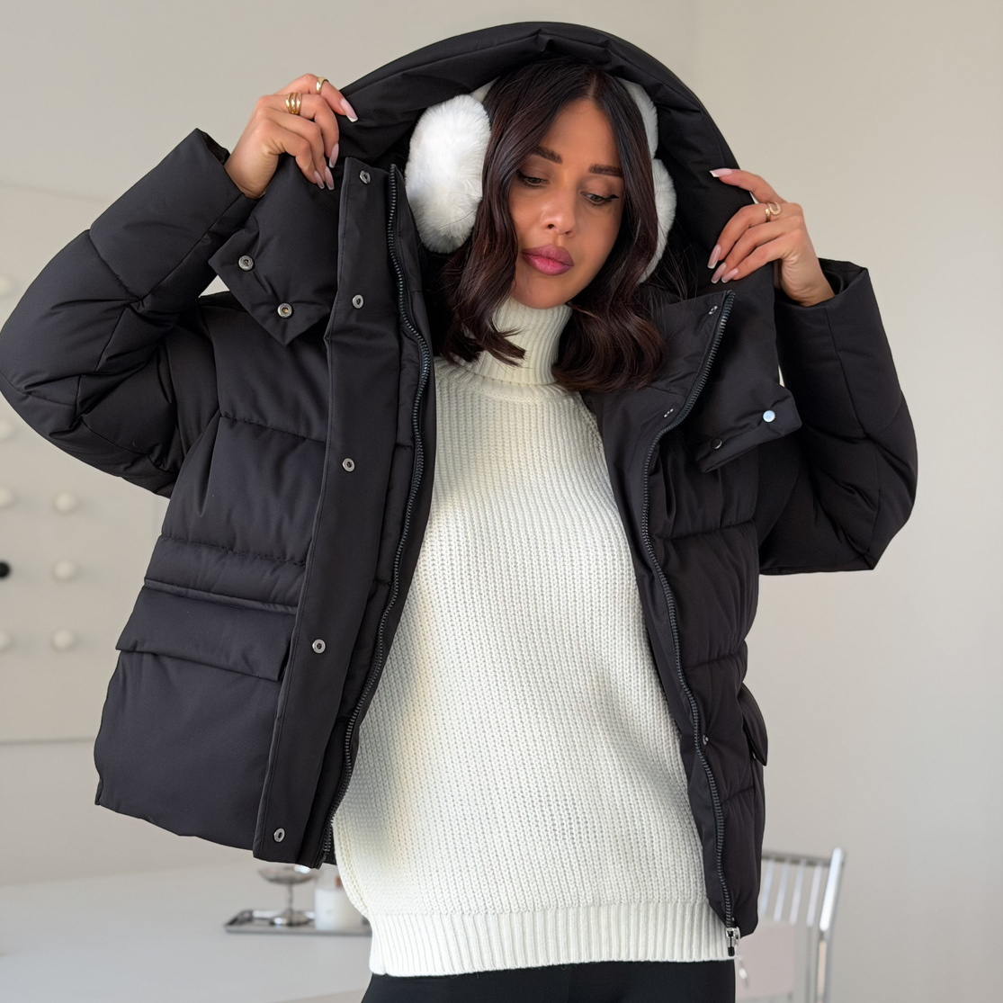 Куртка женская зимняя короткая дутая пуховик зефирка оверсайз черная Куртка женская зимняя короткая дутая пуховик зефирка оверсайз черная