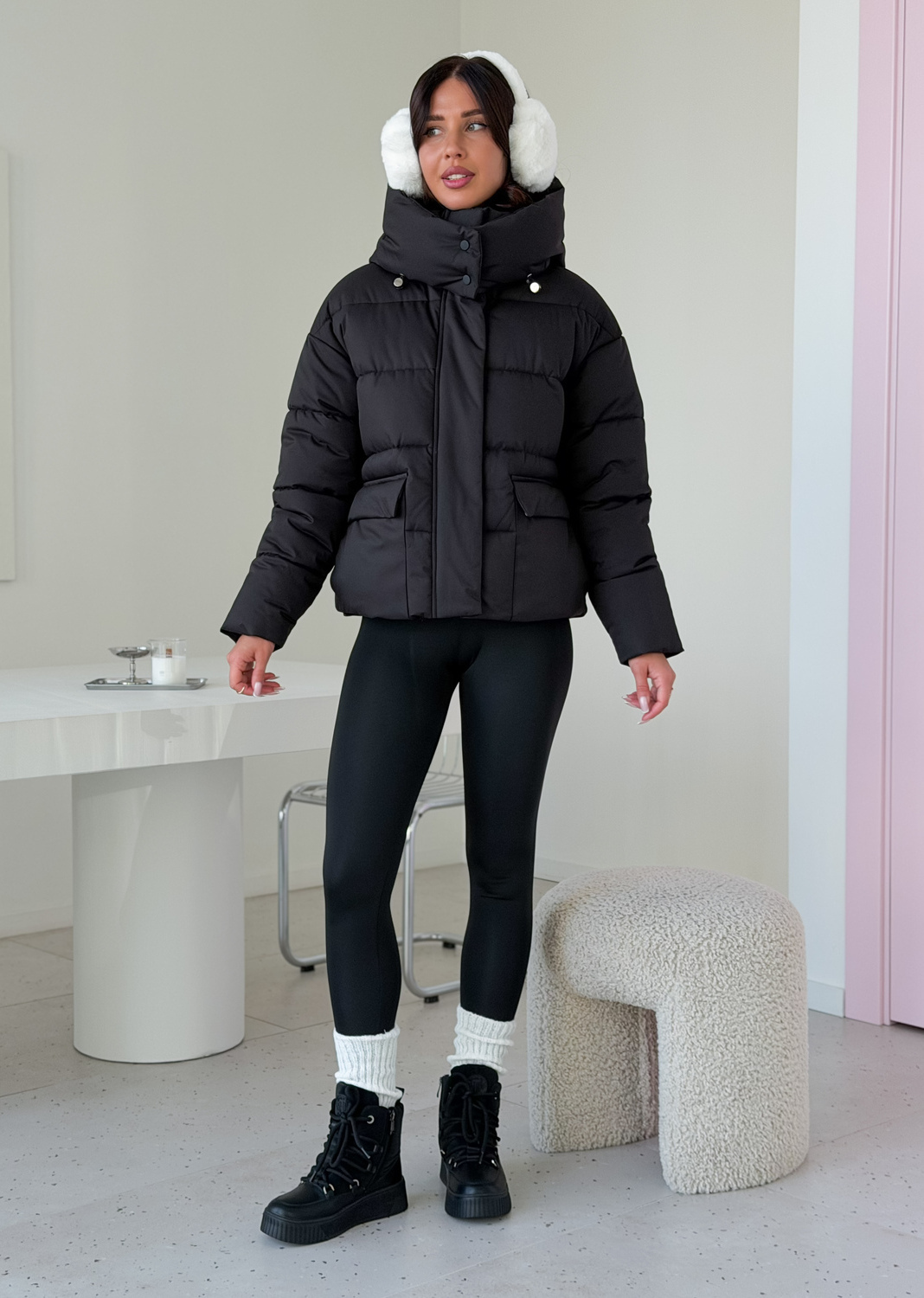 Куртка женская зимняя короткая дутая пуховик зефирка оверсайз черная Куртка женская зимняя короткая дутая пуховик зефирка оверсайз черная