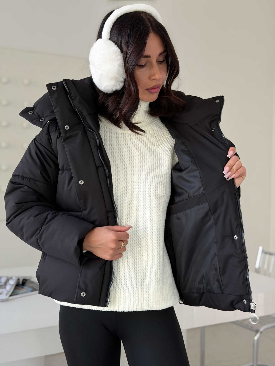 Куртка женская зимняя короткая дутая пуховик зефирка оверсайз черная Куртка женская зимняя короткая дутая пуховик зефирка оверсайз черная